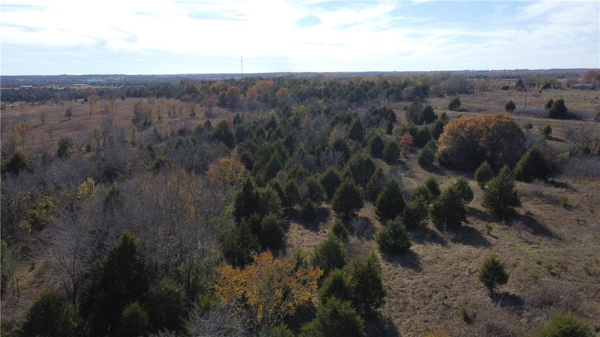 35233 1210 Road - Photo 1