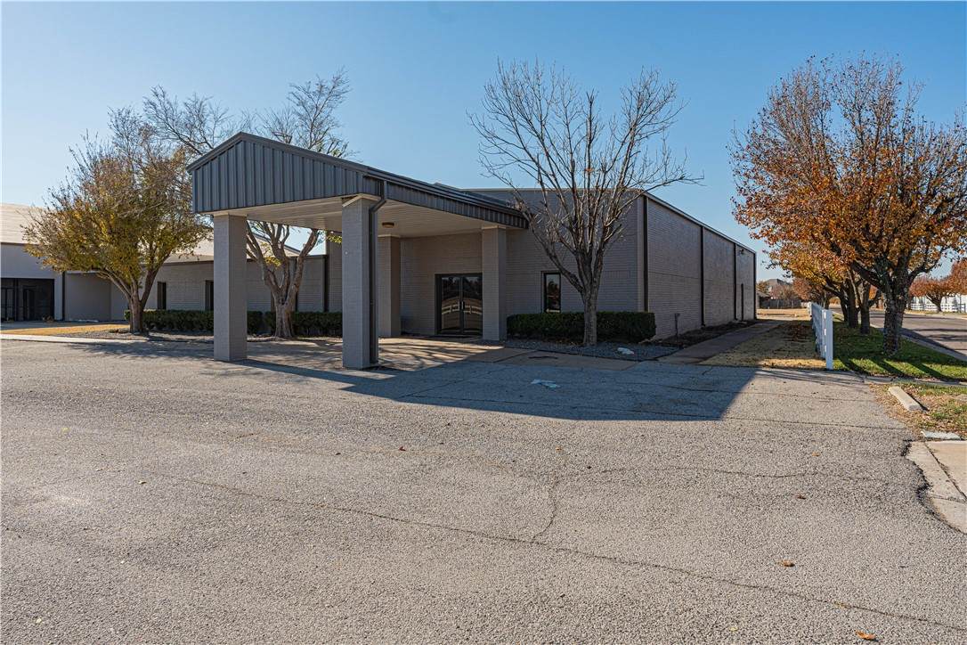 8601 Council Road - Photo 1