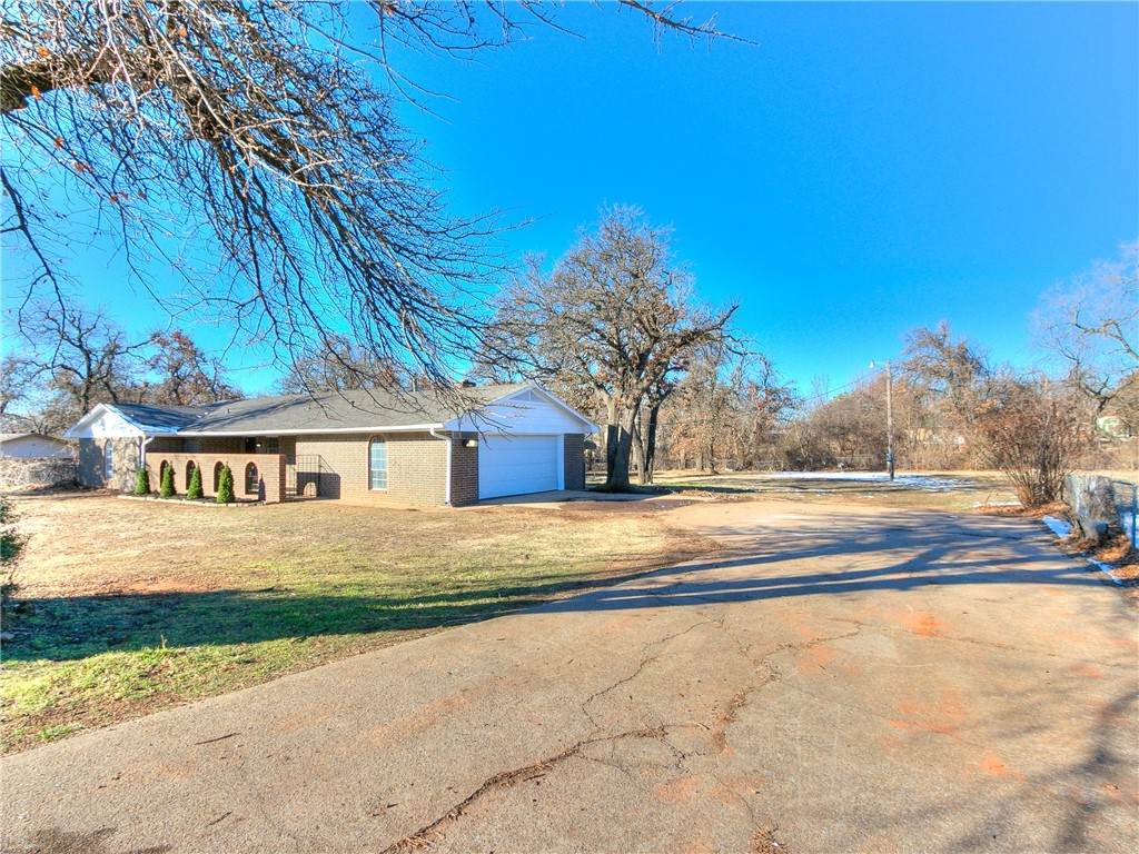 2217 Twisted Oak Road - Photo 1