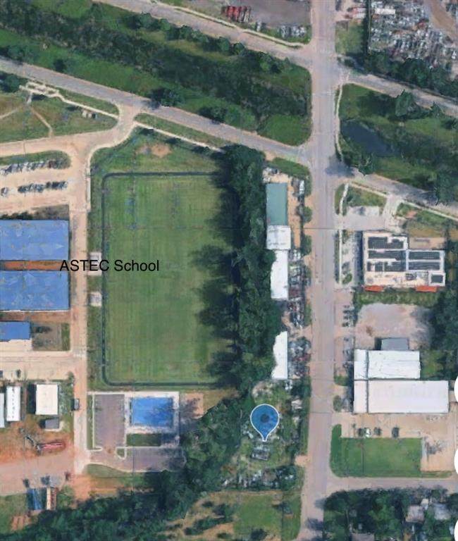 2501 4th Street - Photo 1