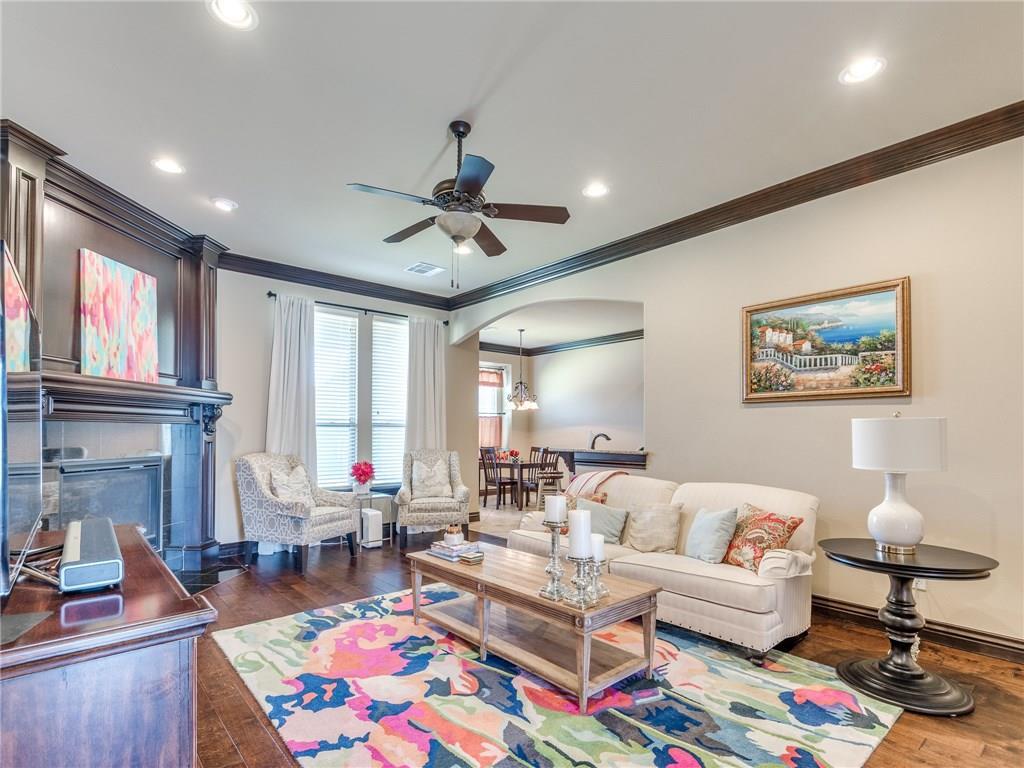 6113 152nd Street - Photo 1