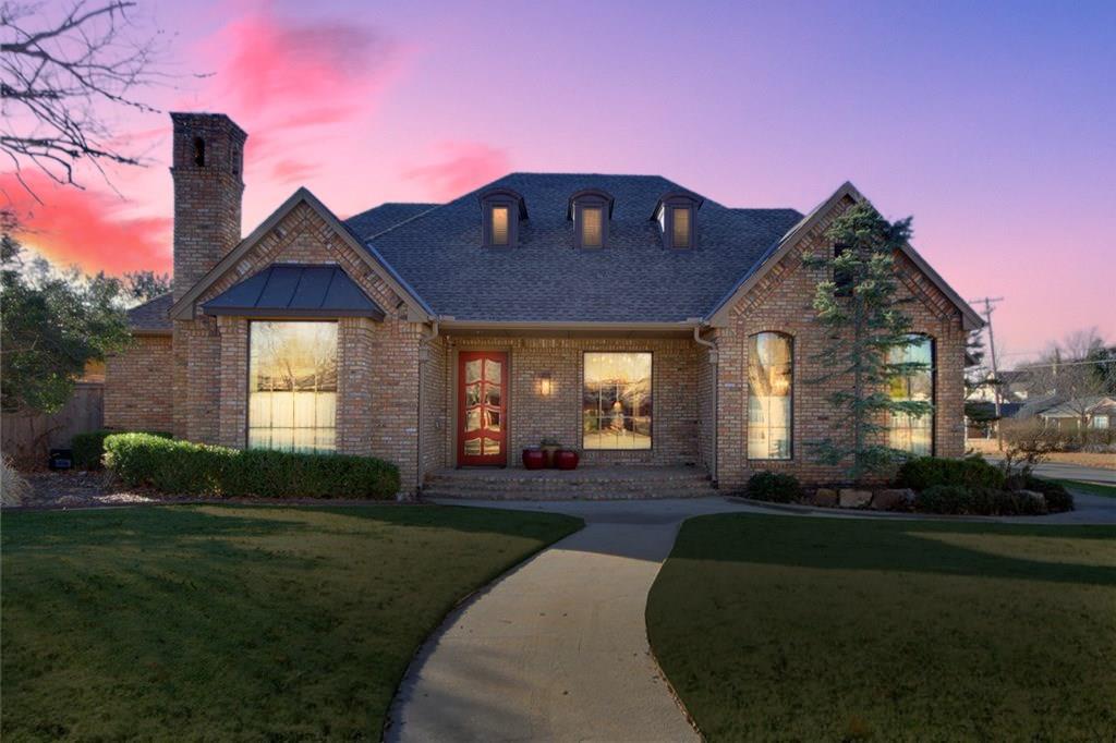 1834 Drakestone Avenue - Photo 1
