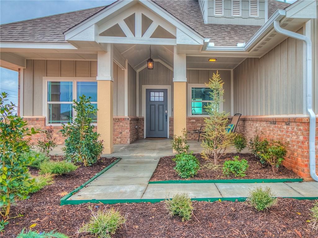 7116 156th Street - Photo 1