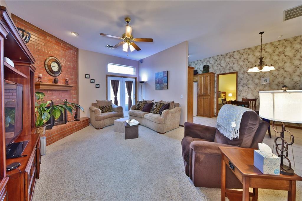 2504 Redwood Lane - Photo 1