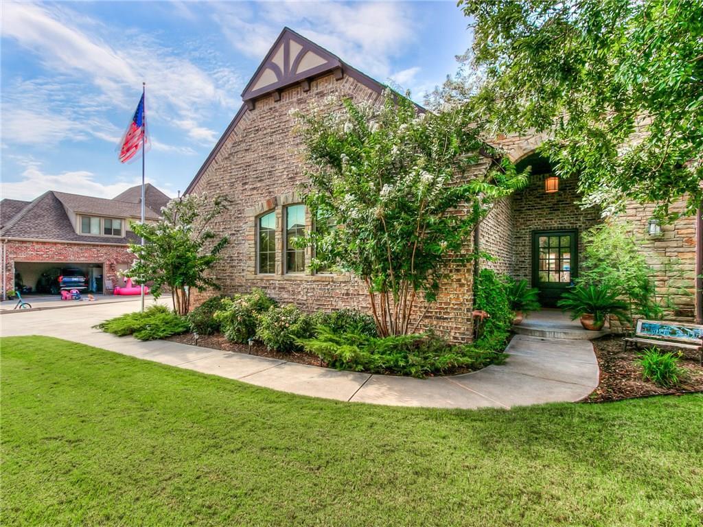 2933 Allie Drive - Photo 1