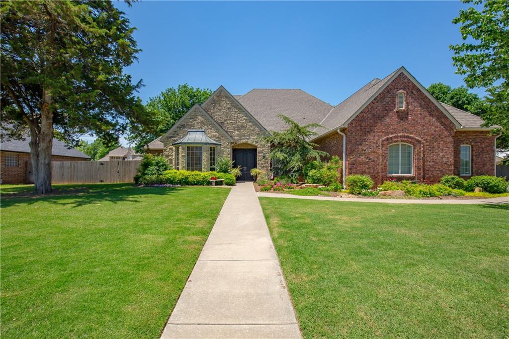 4703 West Lakes Drive - Photo 1