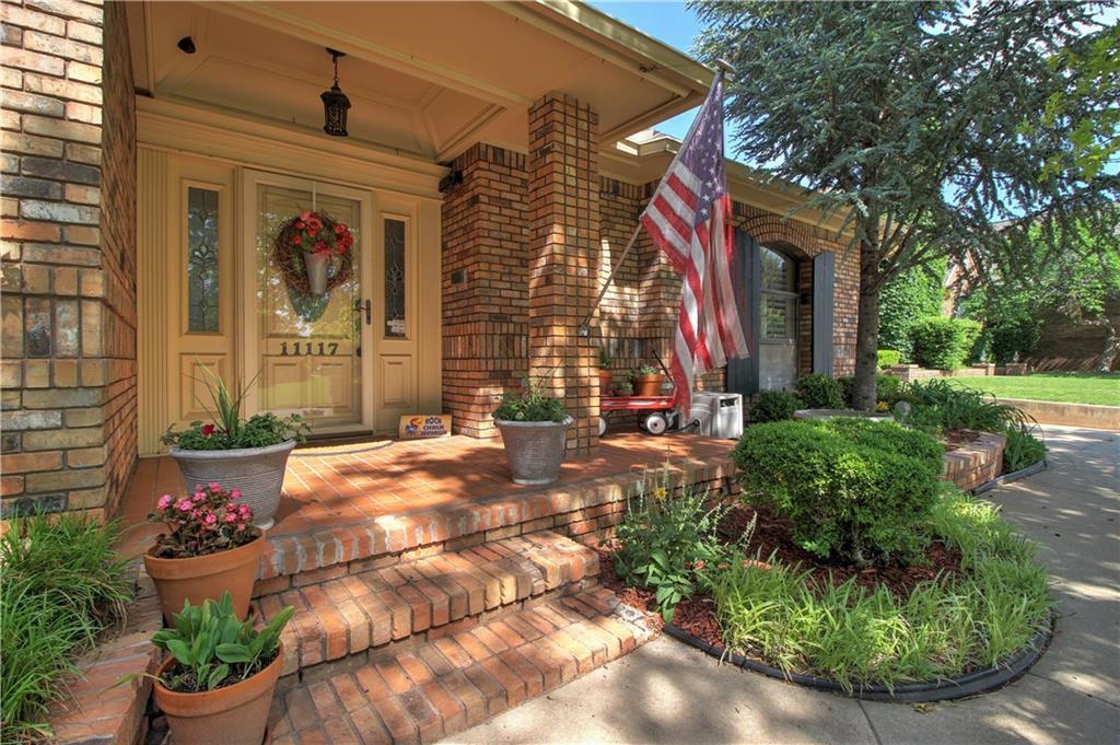11117 Woodbridge - Photo 1
