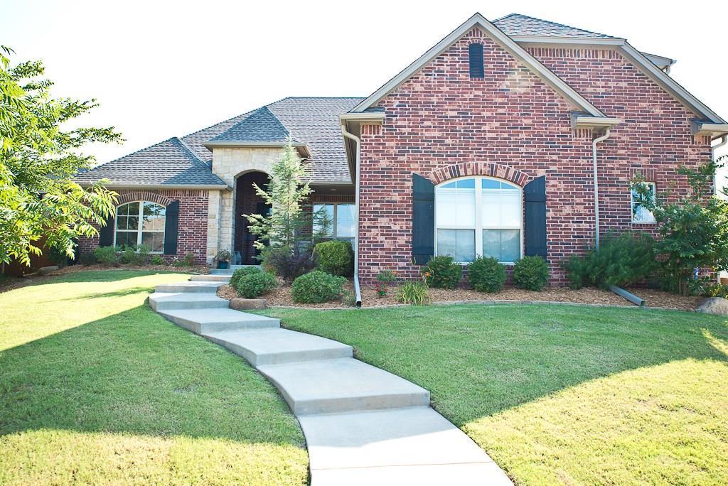 2104 Reagan Circle - Photo 1