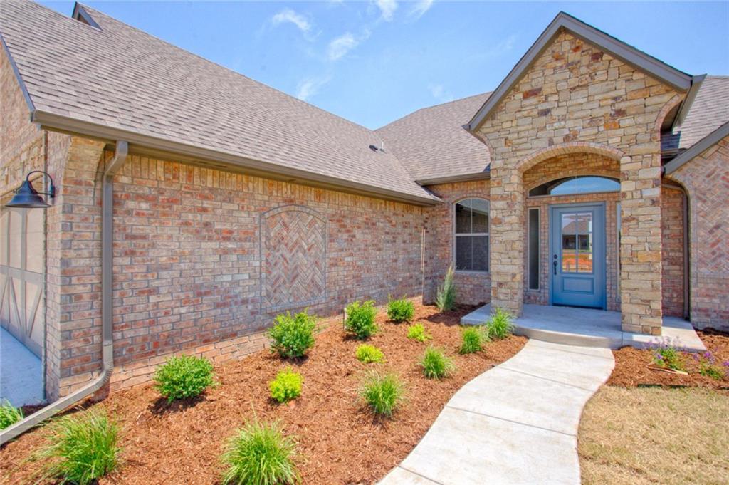 4600 Hidalgo - Photo 1