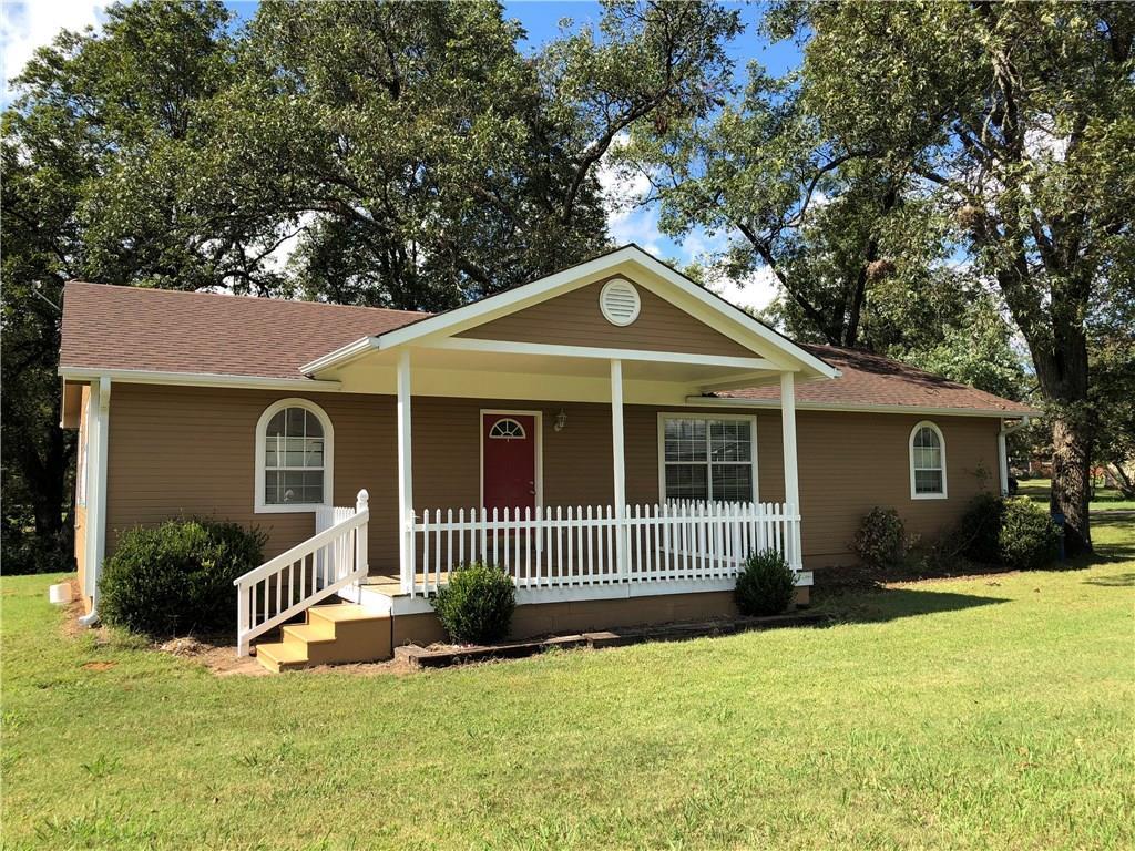 421 East Avenue - Photo 1