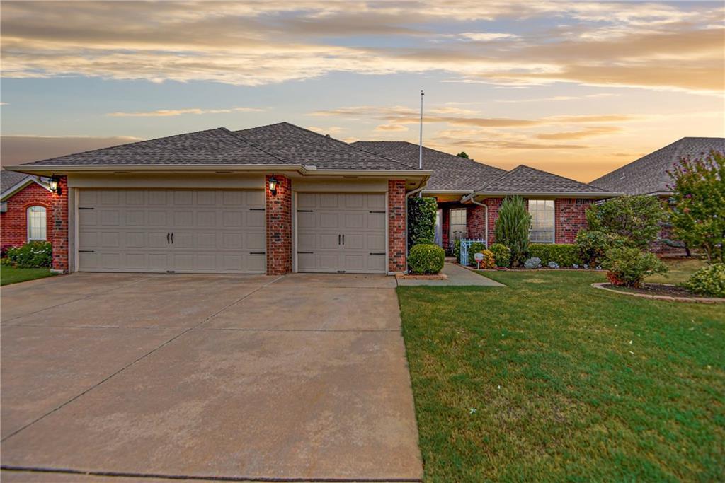 2833 166th Street - Photo 1