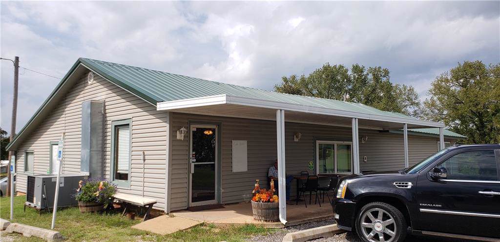 15551 Etowah Road - Photo 1