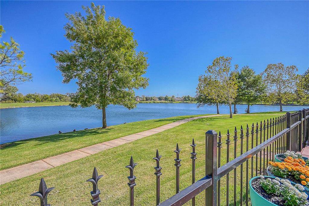 207 Boulevard Du Lac - Photo 1