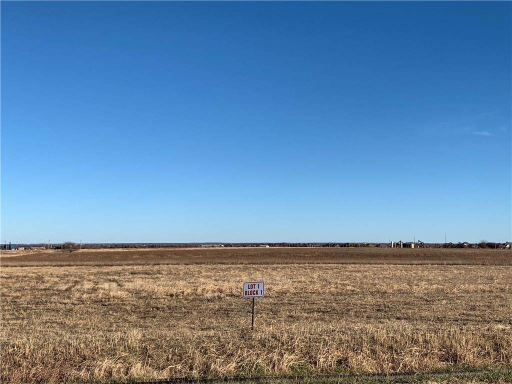 23100 Rockwell Avenue - Photo 1