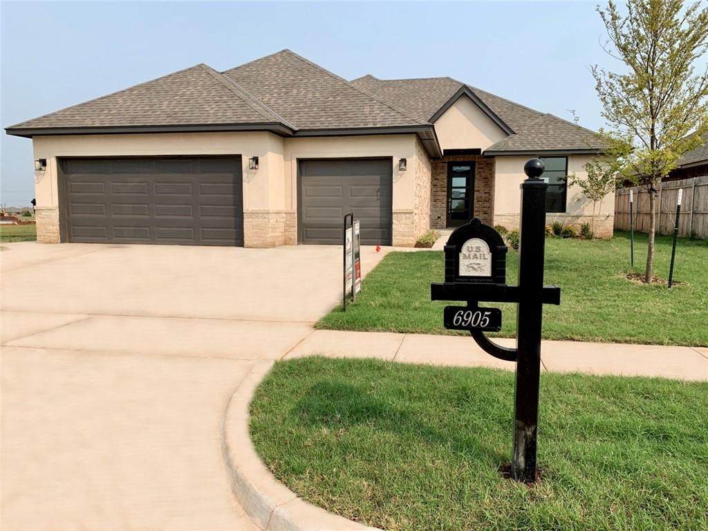 6905 149th Street - Photo 1