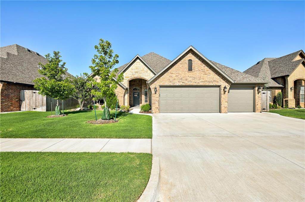 2605 Crystal Creek Drive - Photo 1