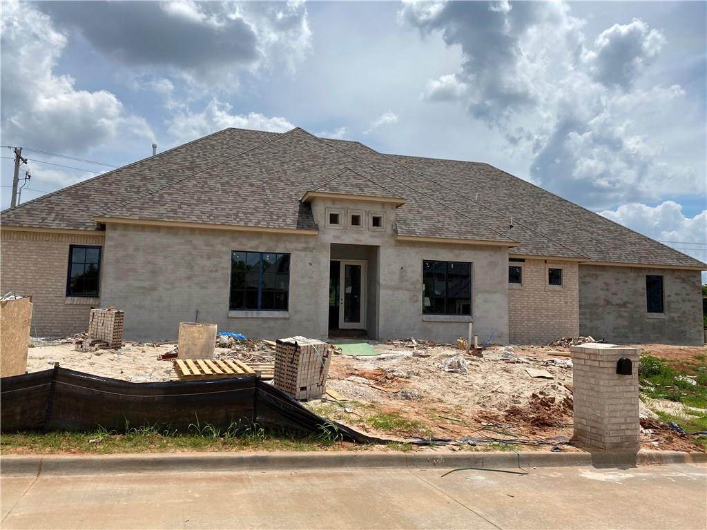 440 Saint Claire Drive - Photo 1