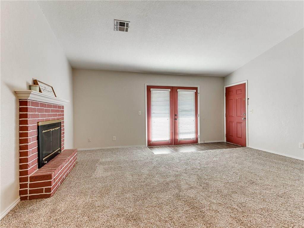 3003 River Oaks Drive - Photo 1