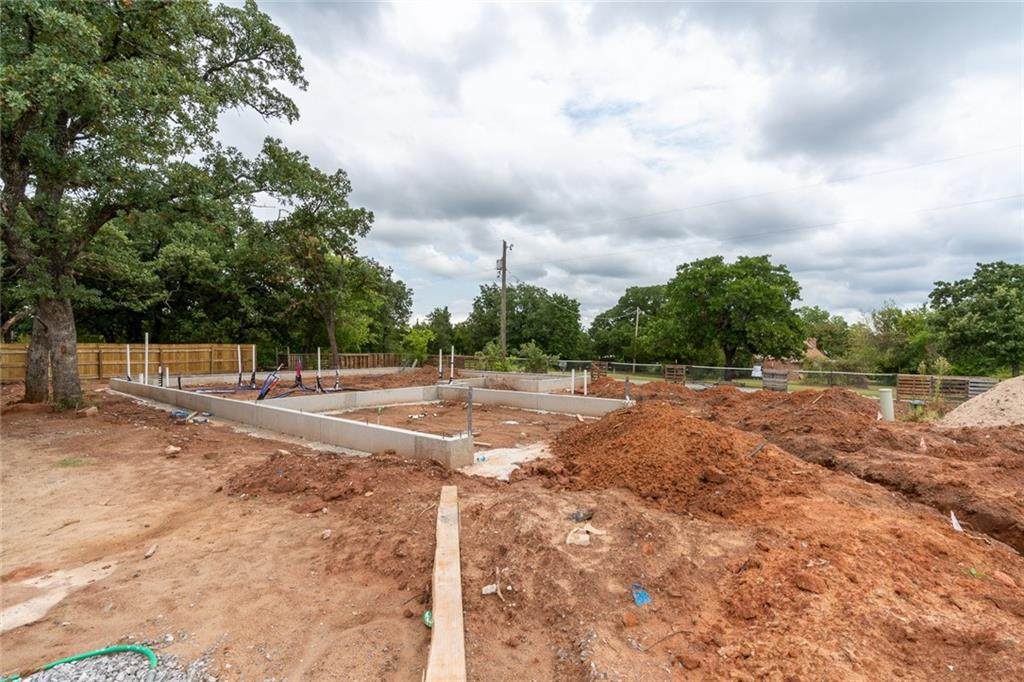 2541 Fallview Drive - Photo 1