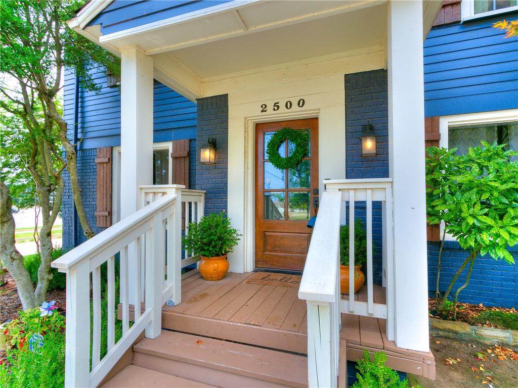 2500 26th Street - Photo 1