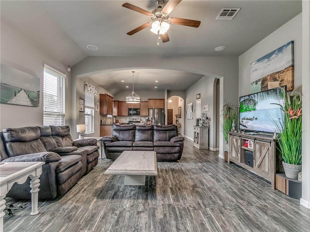 11005 40th Street - Photo 1