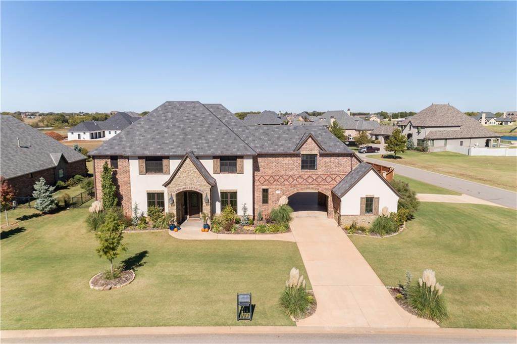 4393 Blackthorn Drive - Photo 1