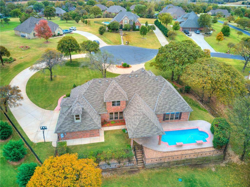 7309 134 Circle - Photo 1