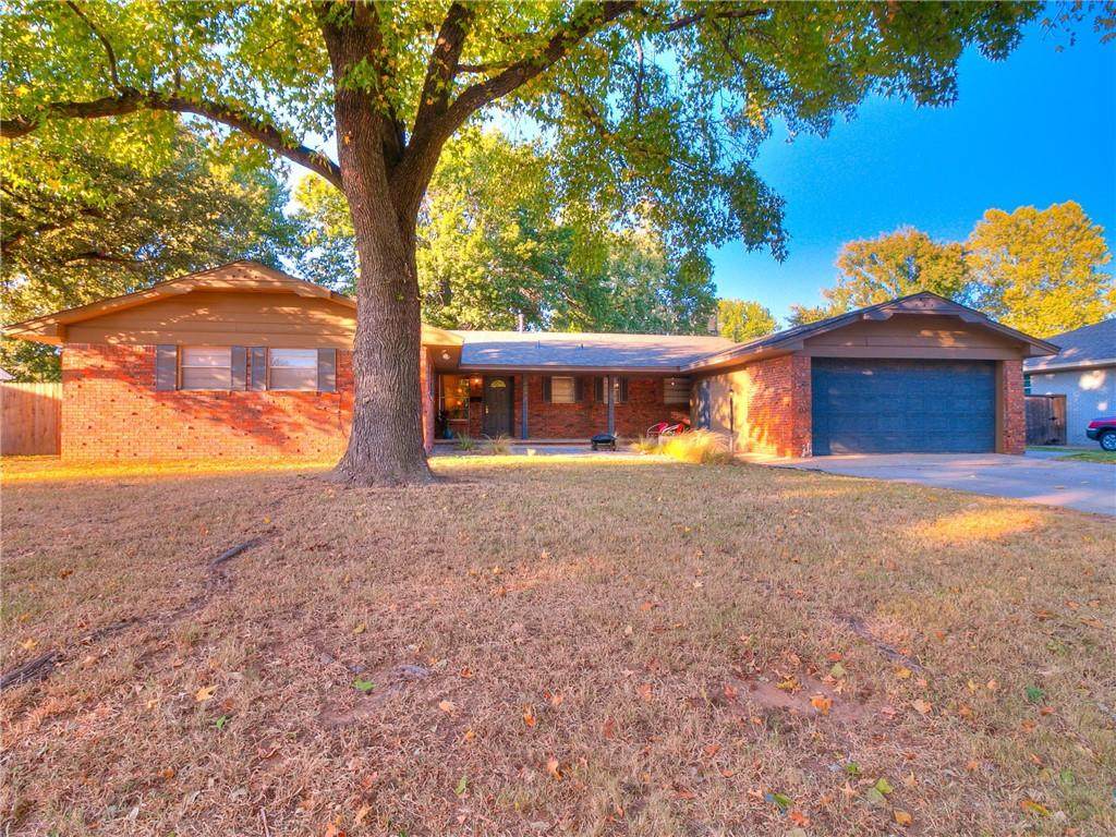 2603 Brentwood Drive - Photo 1