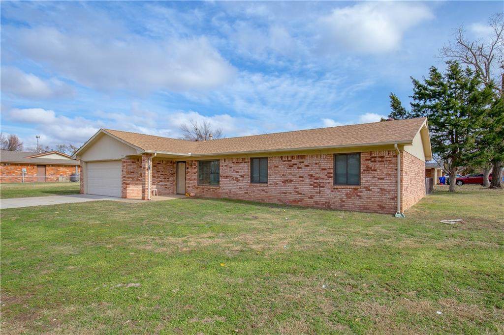705 Grill Avenue - Photo 1
