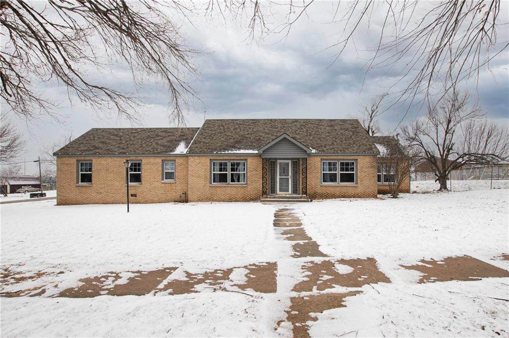 800 Main Street - Photo 1