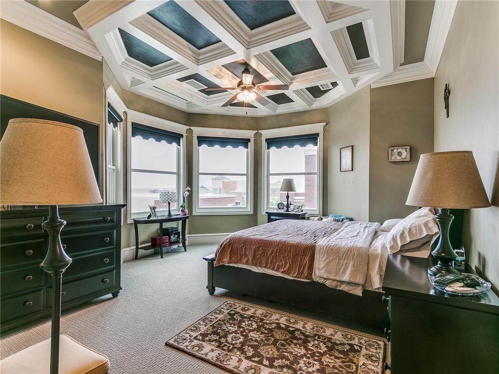 209 Geary Avenue - Photo 1