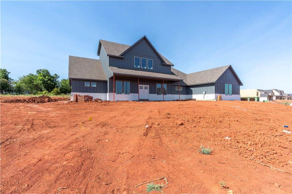 9921 Oakwood Drive - Photo 1