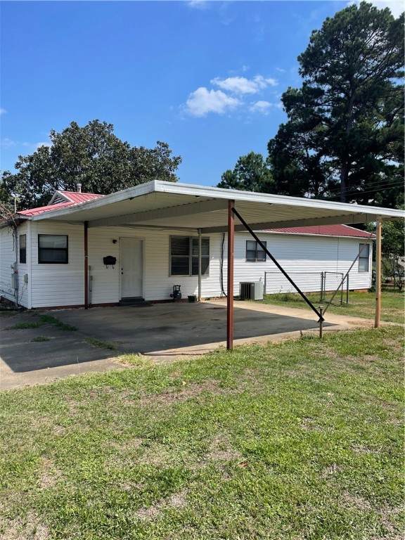 601 Avenue N - Photo 1