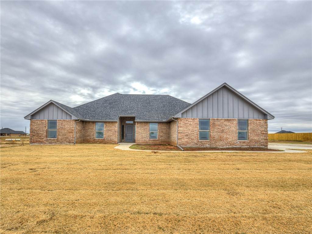 24972 Triple Crown - Photo 1