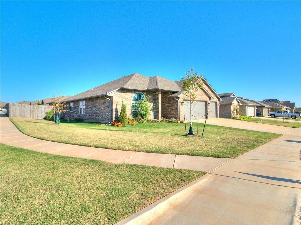 2201 Norwood Drive - Photo 1