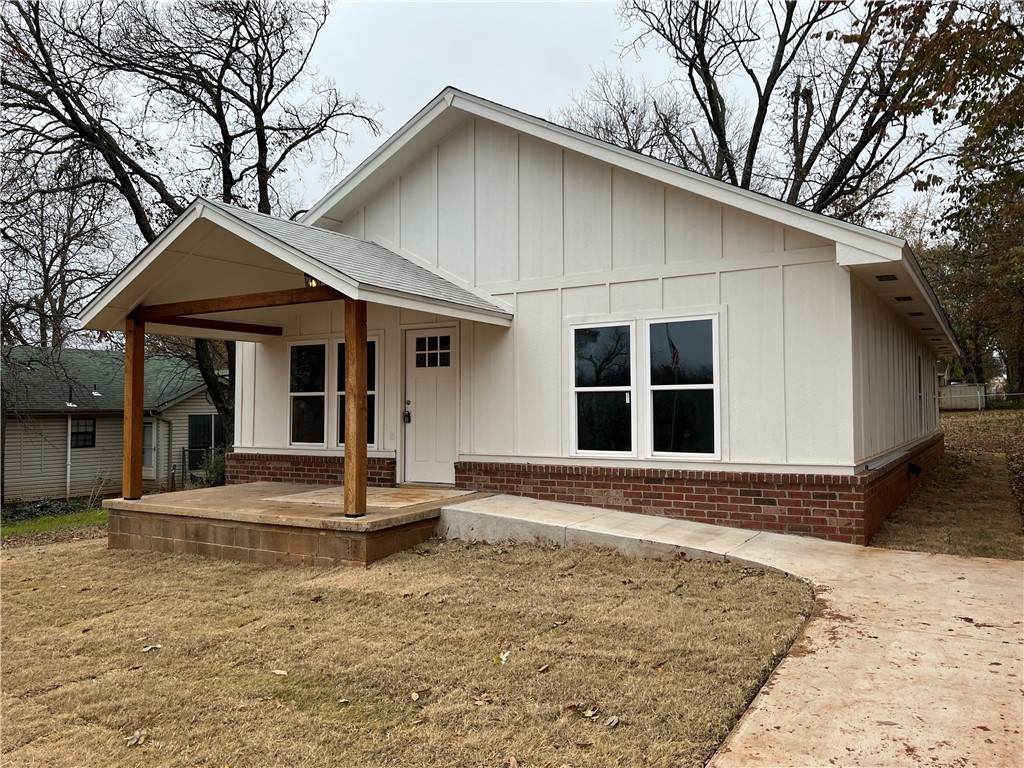 716 Johnson Street - Photo 1