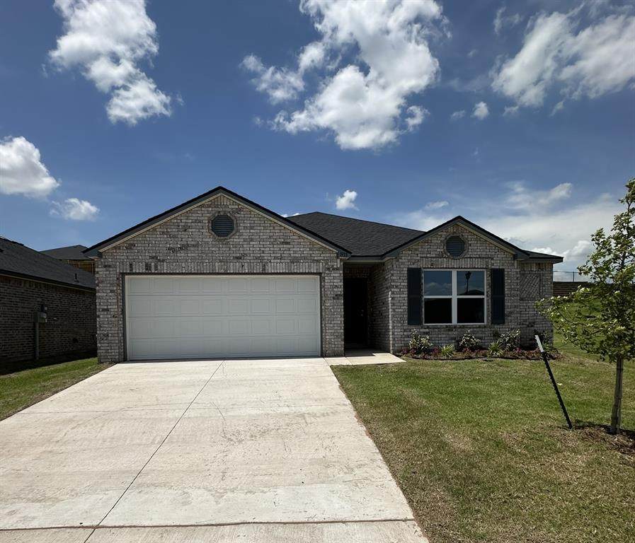 1933 Sugar Pine Way - Photo 1