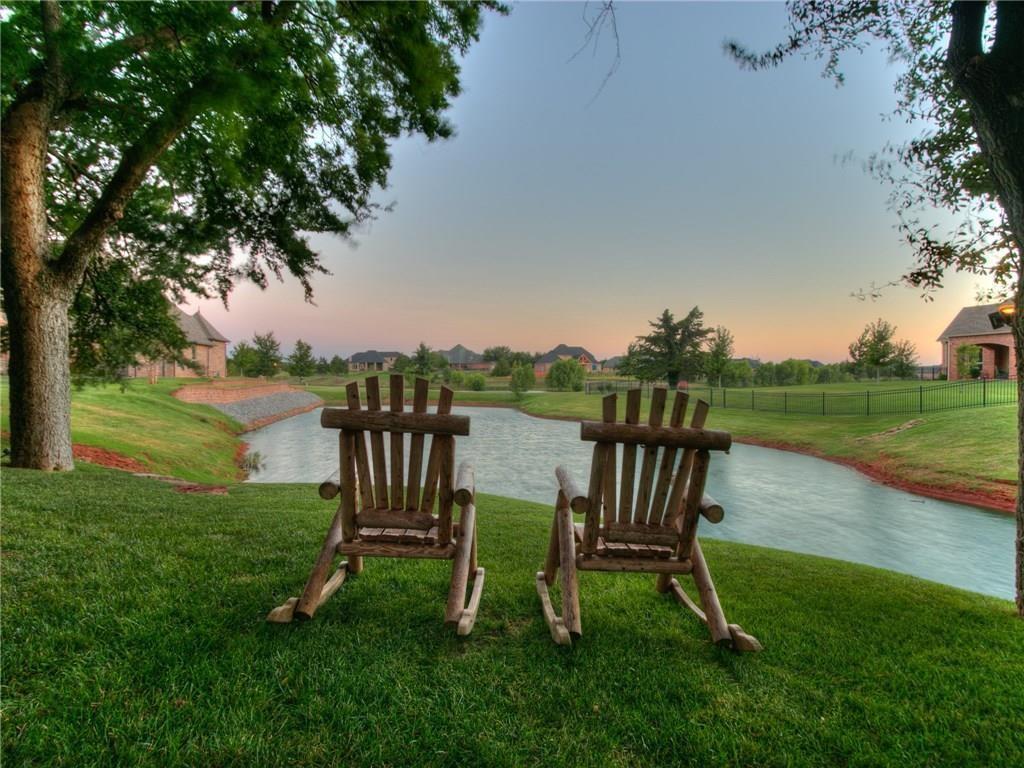 21911 Water Oak Circle - Photo 1