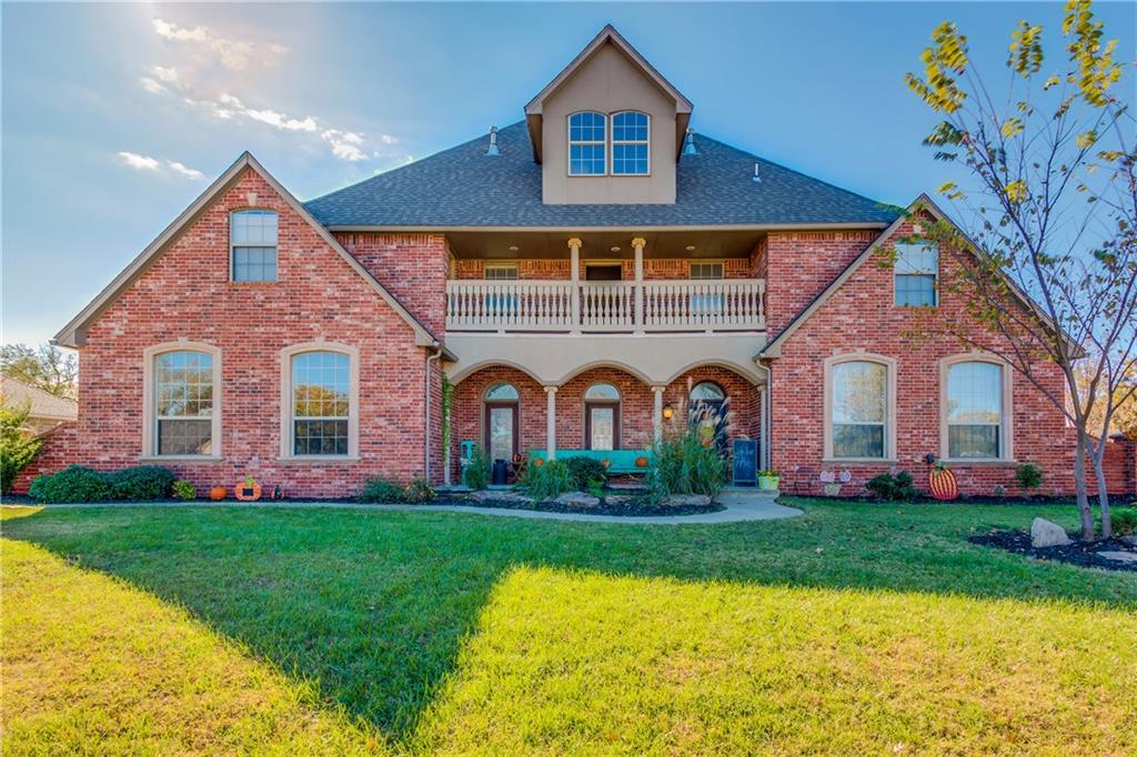 2301 Robinwood Place - Photo 1