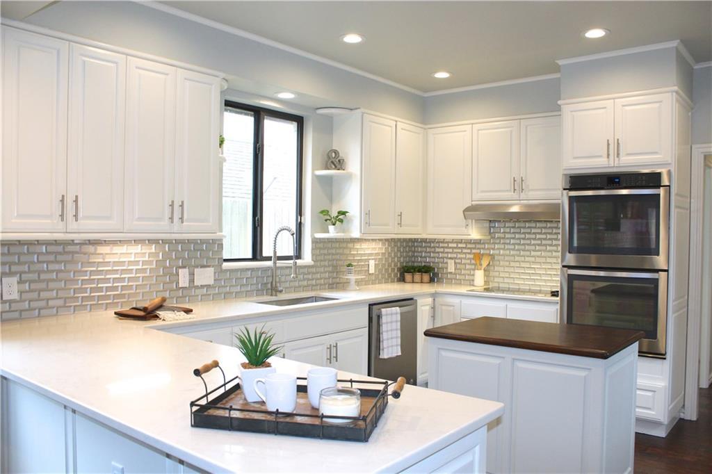 13121 Oakcliff Road - Photo 1