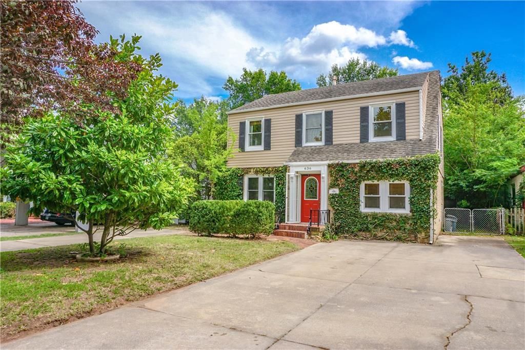 636 Boyd - Photo 1