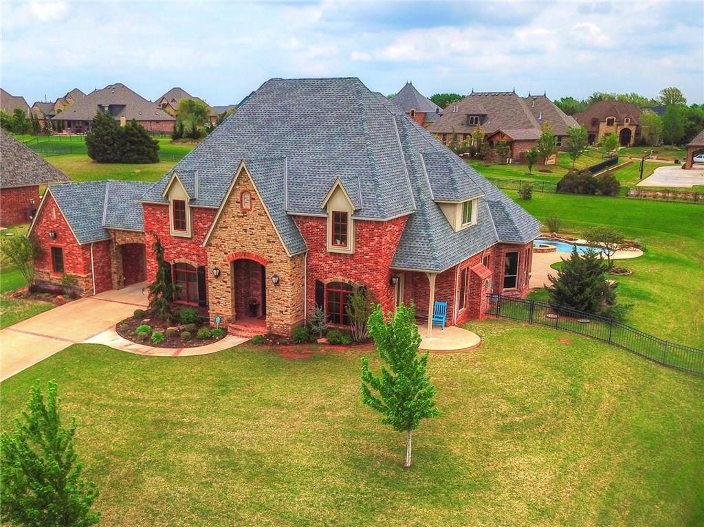 21942 White Pine Circle - Photo 1