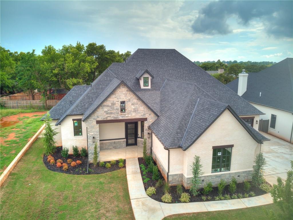 732 Turnberry - Photo 1
