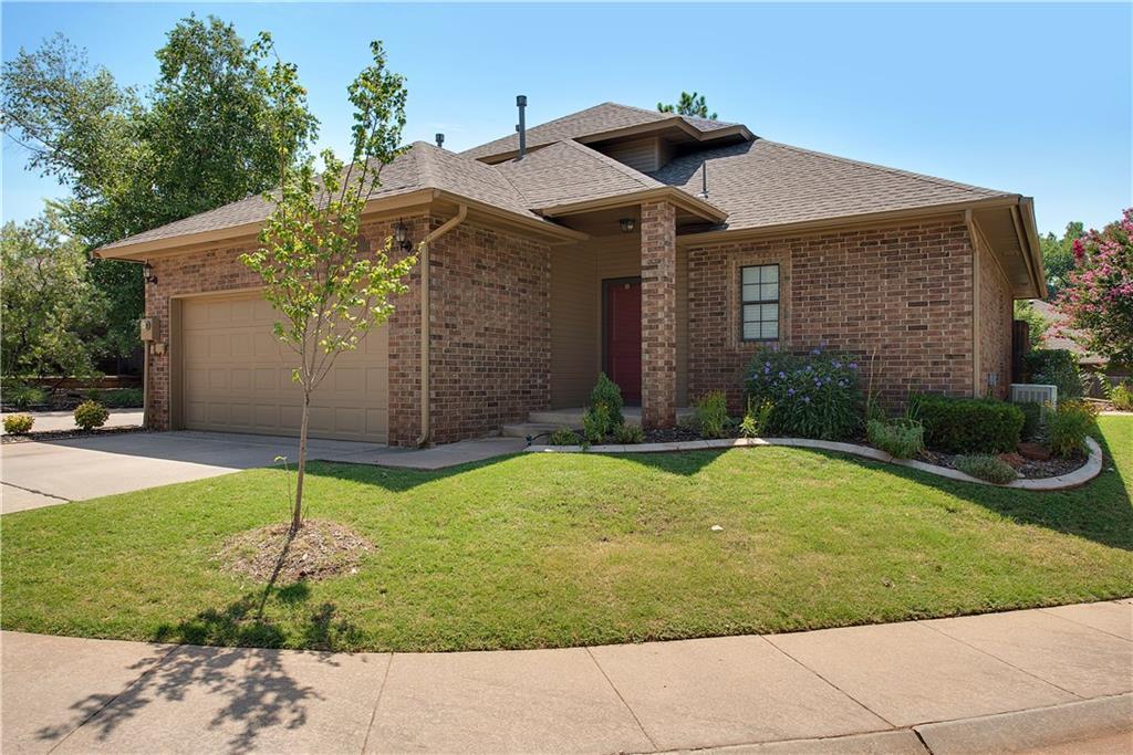 110 Woodbridge Circle - Photo 1