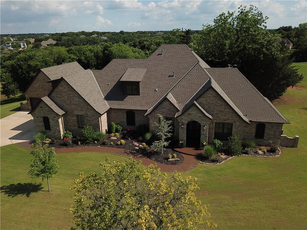 1400 Abberly Circle - Photo 1