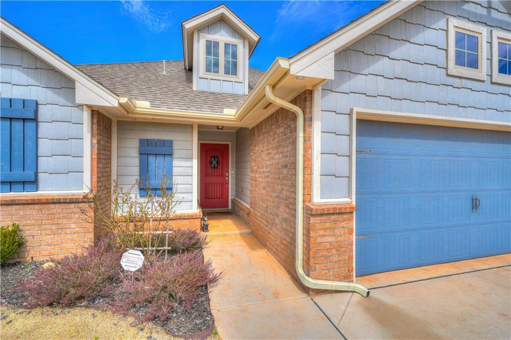 7213 146th Street - Photo 1