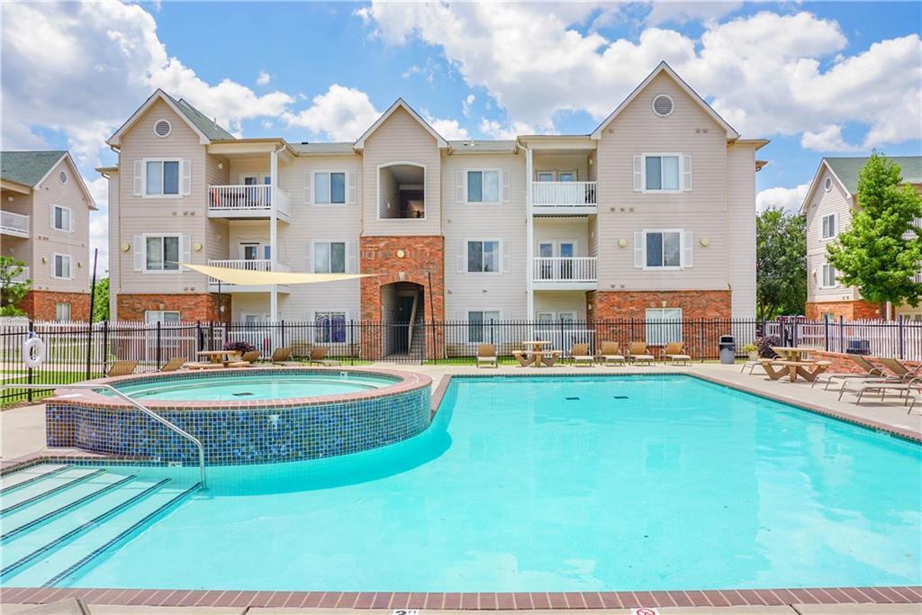 2200 Classen Boulevard - Photo 1