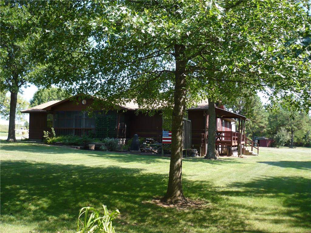 44711 Hardesty Road - Photo 1
