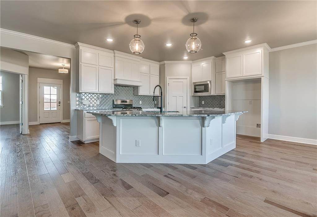 18365 Chuckwagon Trail - Photo 1