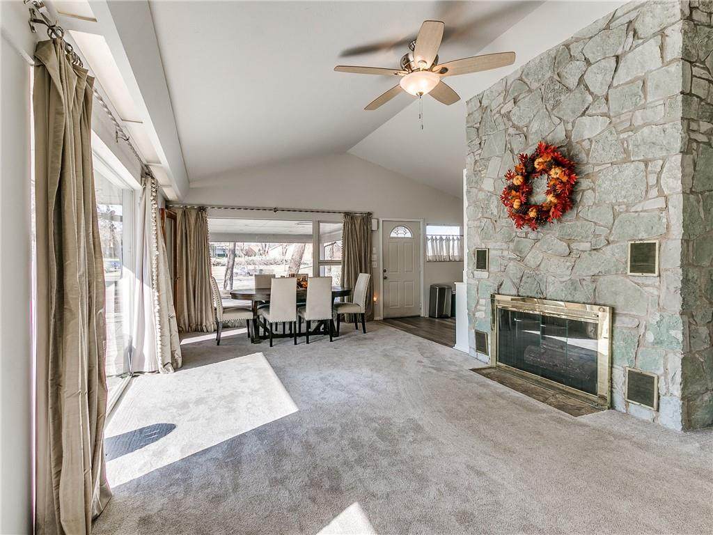 417 Garth Brooks Boulevard - Photo 1